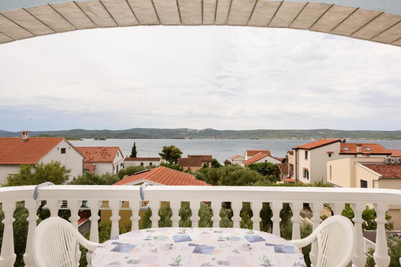 Apartments Golubic Sveti Petar  Extérieur photo