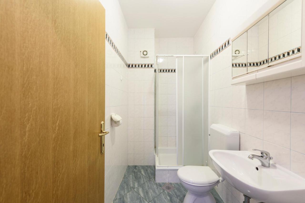 Apartments Golubic Sveti Petar  Extérieur photo