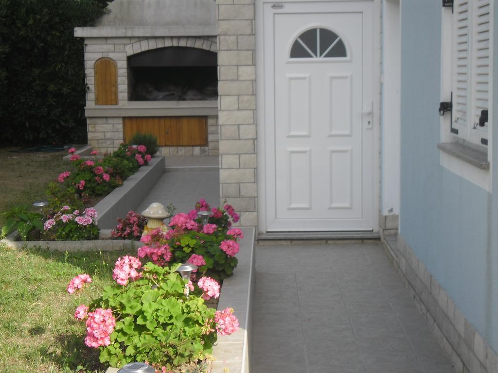 Apartments Golubic Sveti Petar  Extérieur photo