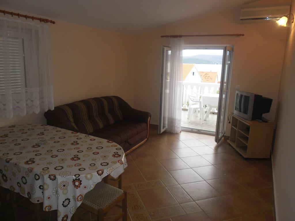 Apartments Golubic Sveti Petar  Chambre photo